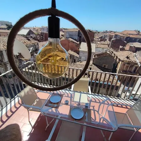 La Casa Sui Tetti Apartman *