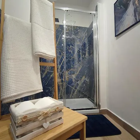 La Casa Sui Tetti Apartman *