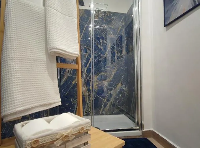 La Casa Sui Tetti Apartment *